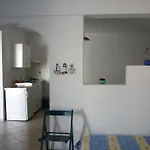 Smaragda & *