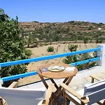 Smaragda & Daire Platis Gialos (Sifnos)