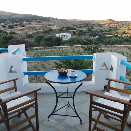 Apartment Smaragda &