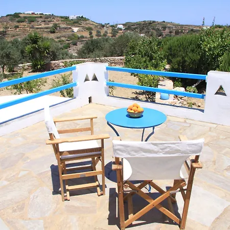 Apartment Smaragda &